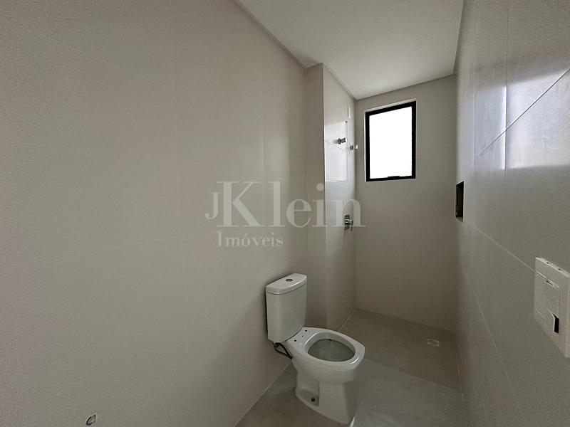 Banheiro da su�te do apartamento do Torri Di Mare Residenziale no Balne�rio Perequ� em Porto Belo