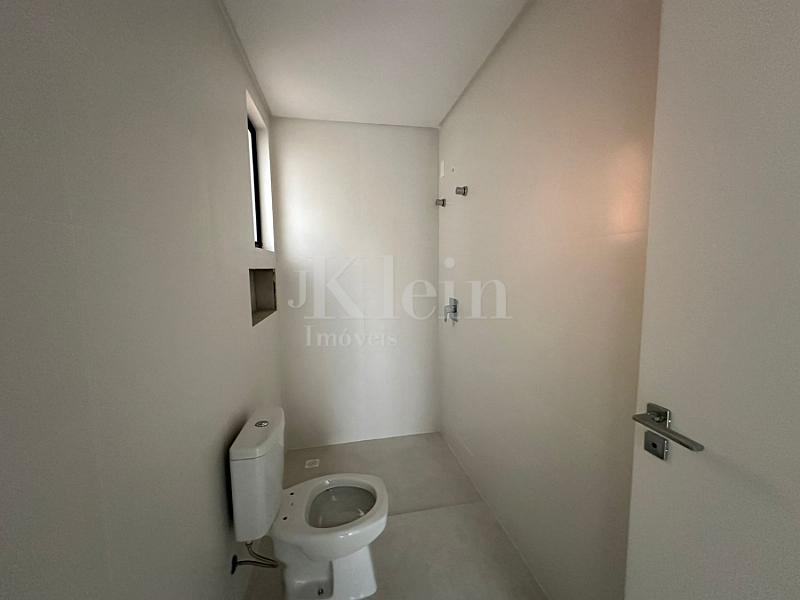 Banheiro da su�te do apartamento do Torri Di Mare Residenziale no Balne�rio Perequ� em Porto Belo