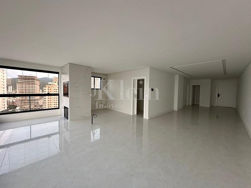 Living do apartamento do Torri Di Mare Residenziale no Balne�rio Perequ� em Porto Belo