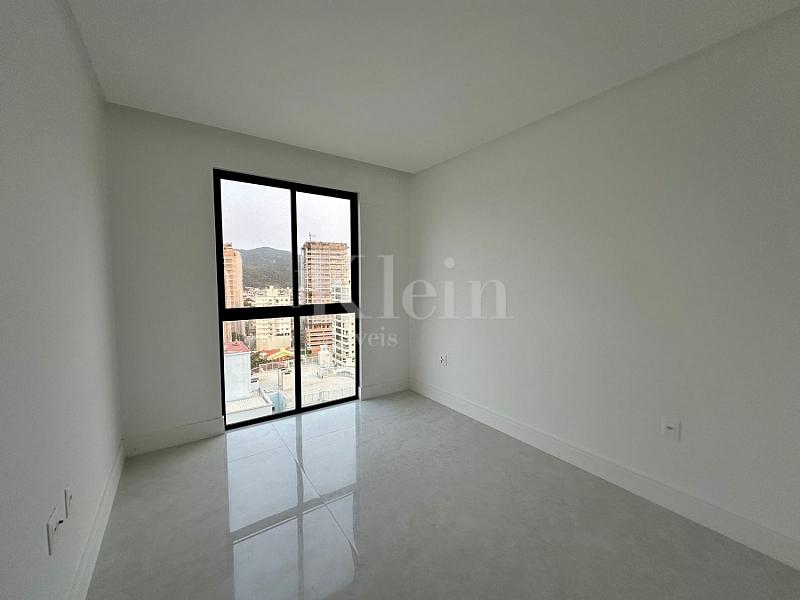 Su�te do apartamento do Torri Di Mare Residenziale no Balne�rio Perequ� em Porto Belo