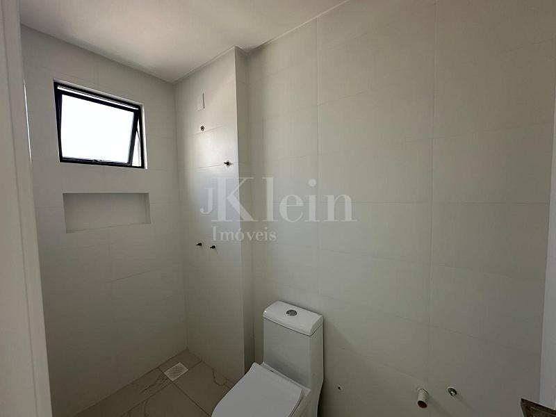 Banheiro do apartamento � venda no Edif�cio Belle Maison em Itapema