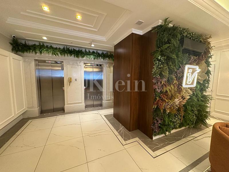 Hall de Entrada elevadores do Edif�cio Belle Maison em Itapema
