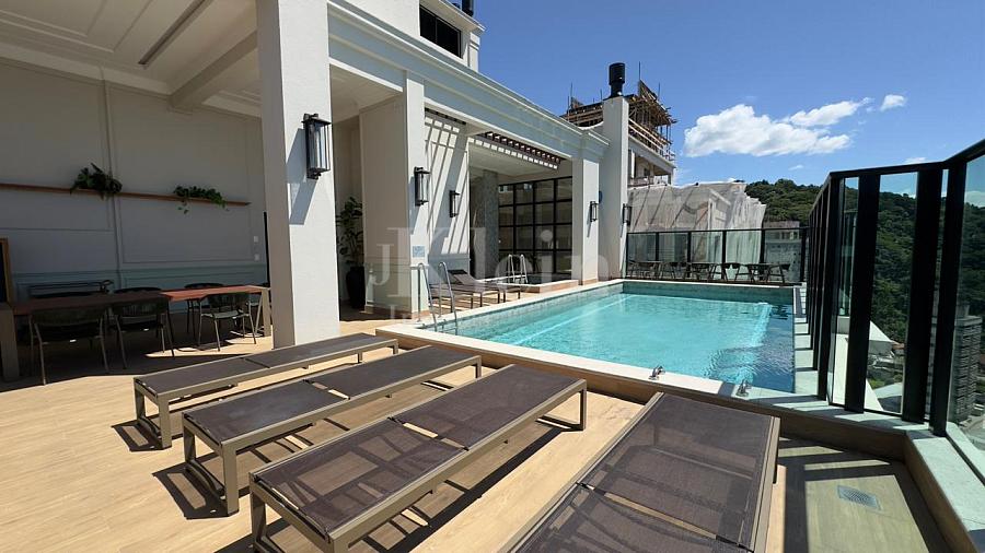 Rooftop Belle Maison Residence em Itapema