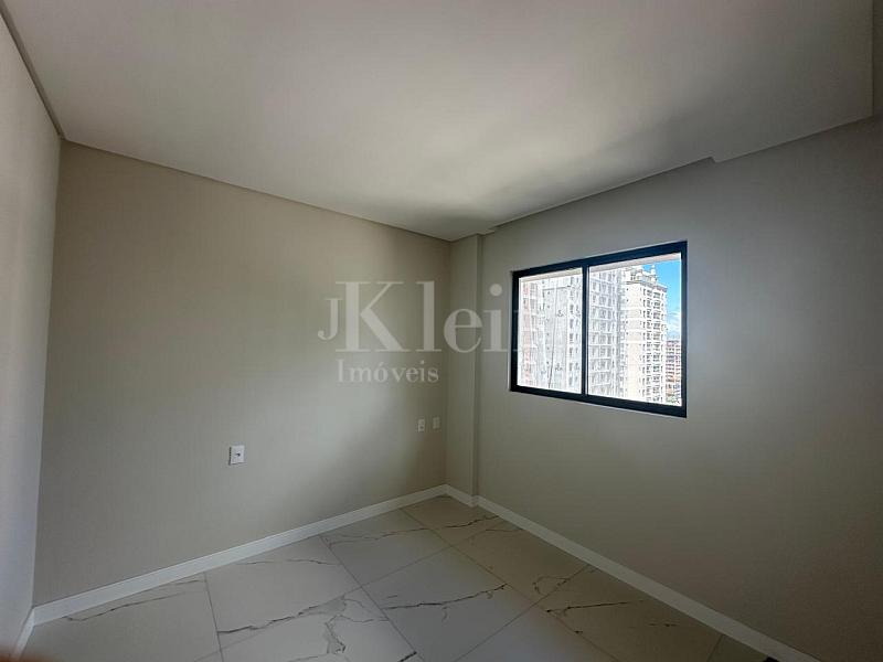 Su�te do apartamento � venda no Edif�cio Belle Maison em Itapema