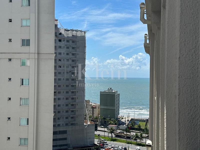 Vista Mar do apartamento � venda no Edif�cio Belle Maison em Itapema