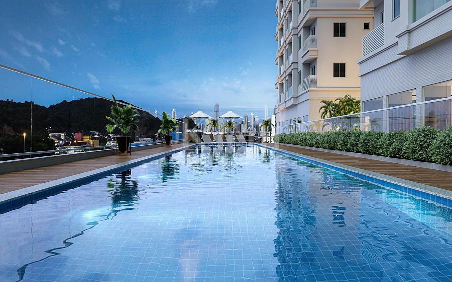 Piscina noturna do Classic Home Club em Cambori�