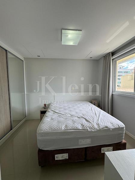 Su�te do apartamento do Diamante Residence na Meia Praia em Itapema