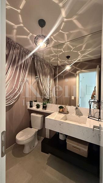 Lavabo do apartamento do Paradiso Residence no Centro em Itapema