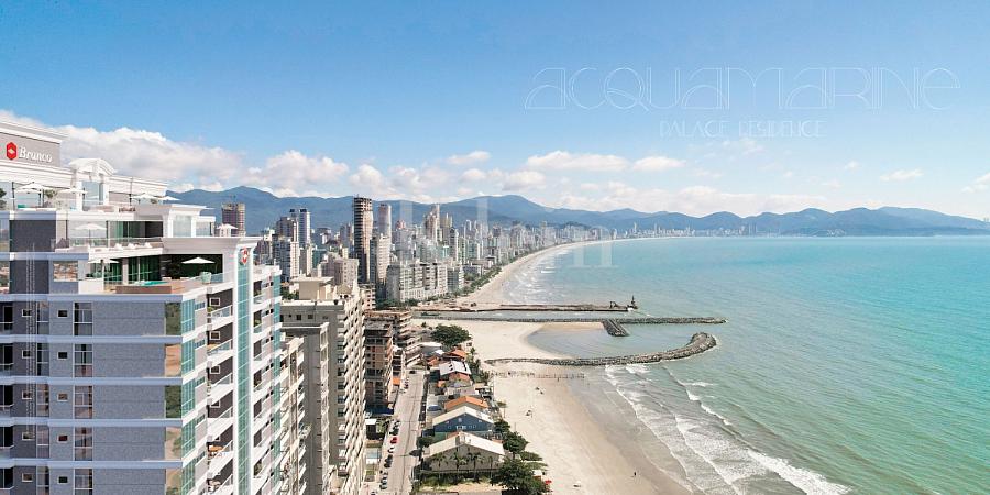 Fachada do Acquamarine Palace Residence em Porto Belo
