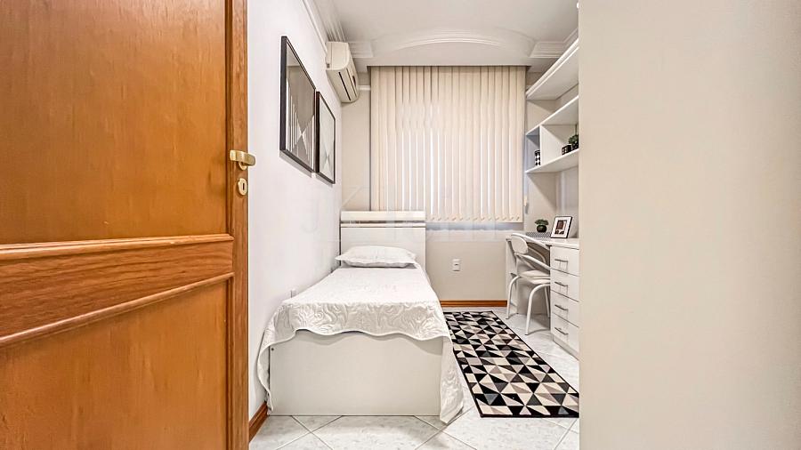 Residencial Canberra em Itapema I Meia Praia
