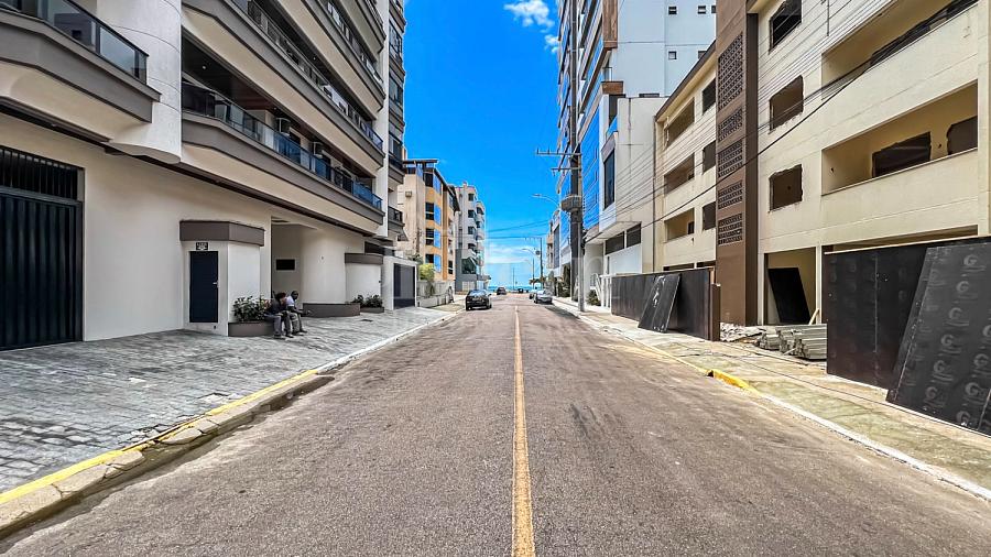 Residencial Canberra em Itapema I Meia Praia