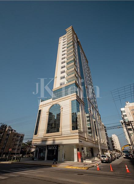Apartamento pronto � venda em Itapema - Meia Praia 52