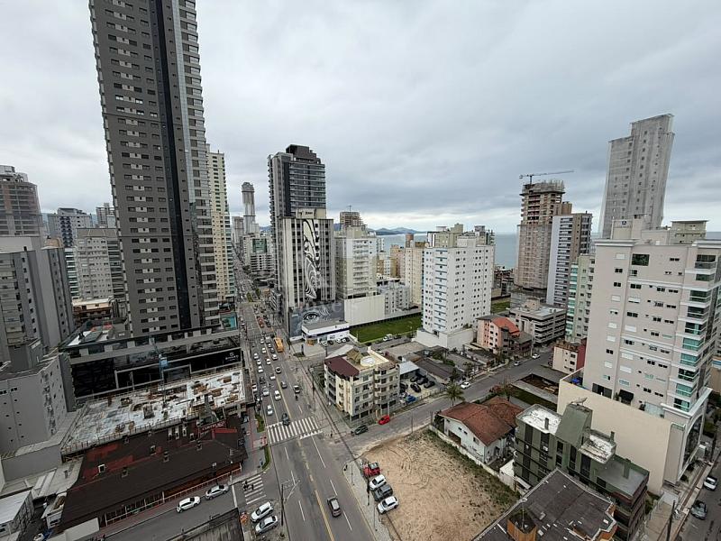 Apartamento pronto � venda em Itapema - Meia Praia 33