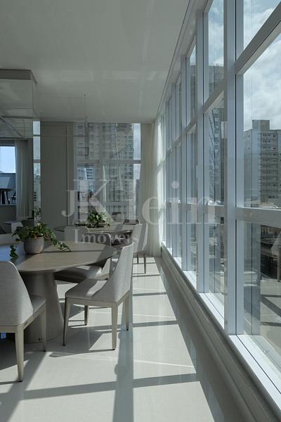 Apartamento pronto � venda em Itapema - Meia Praia 15