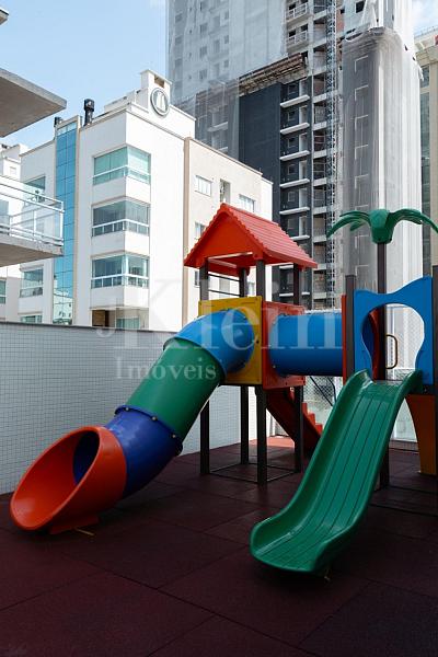 Apartamento pronto � venda em Itapema - Meia Praia 28