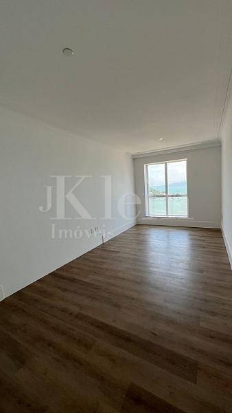 Su�te master do apartamento do Magnolia da Dallo no Centro em Itapema