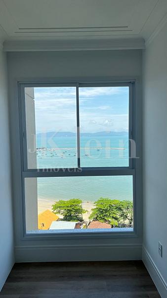 Vista mar da su�te do apartamento do Magnolia da Dallo no Centro em Itapema