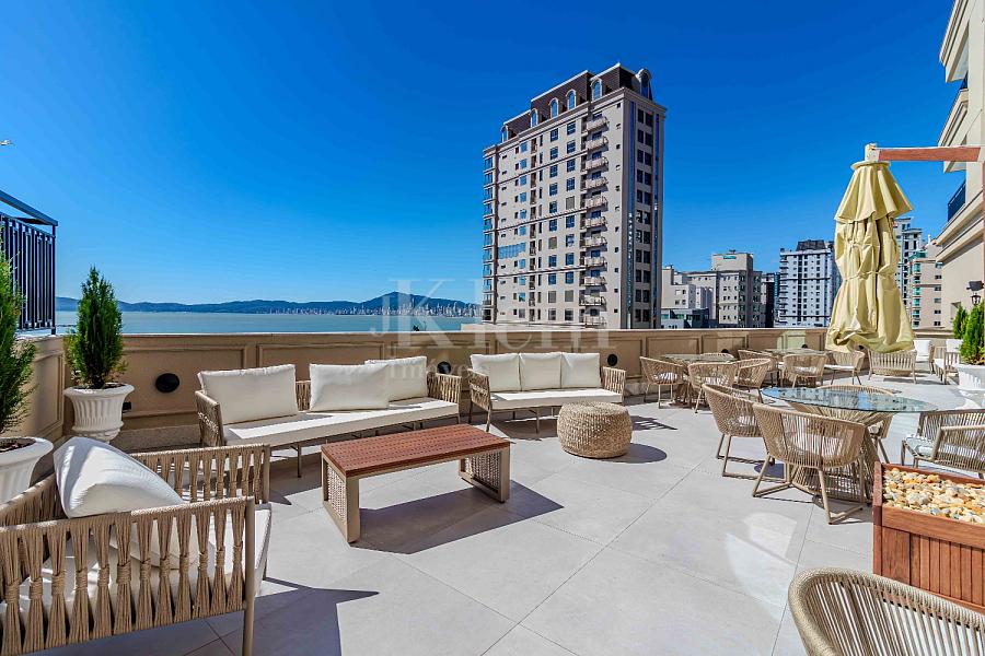 �rea externa do lazer do Magnolia da Dallo no Centro em Itapema