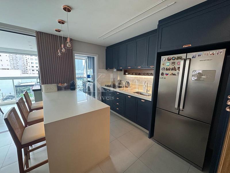 Cozinha do apartamento � venda no Villarrica Residencial na Meia Praia em Itapema