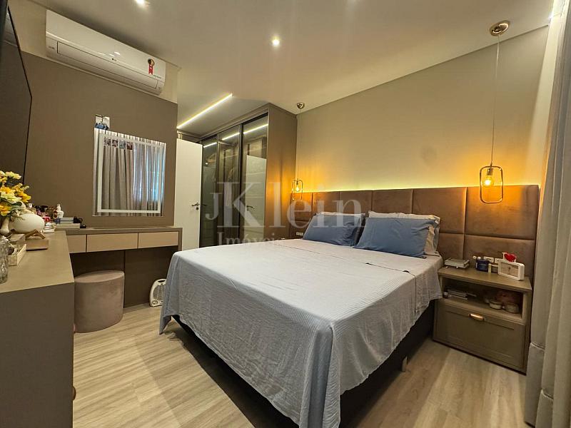 Su�te do apartamento � venda no Villarrica Residencial na Meia Praia em Itapema