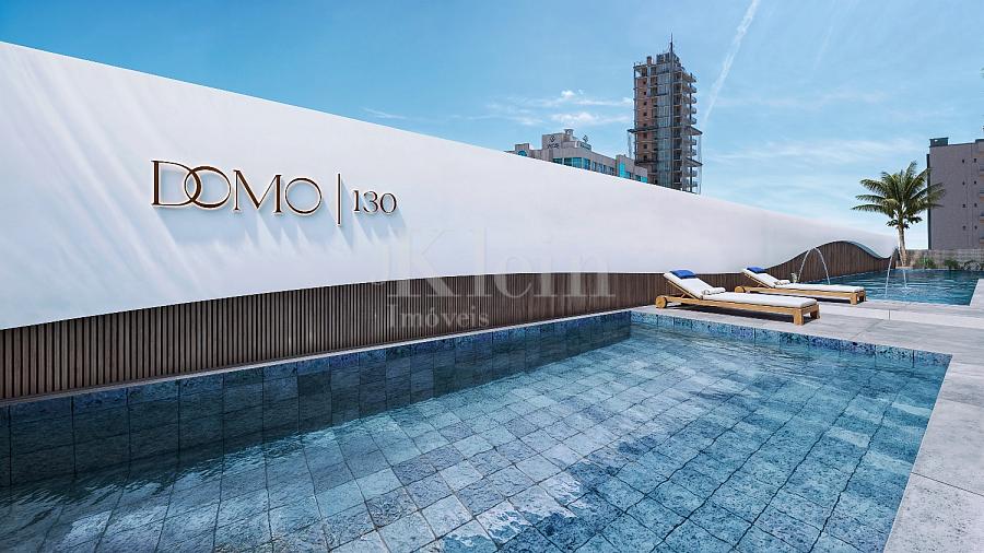 Piscina do Domo 130 no Centro em Itapema