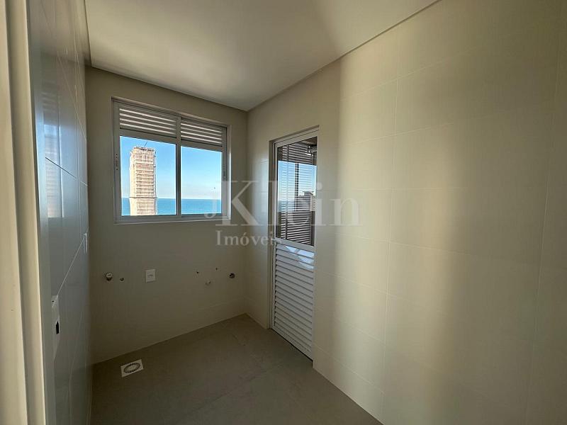 Lavanderia do apartamento � venda no Edif�cio EL Elyon em Meia Praia Itapema
