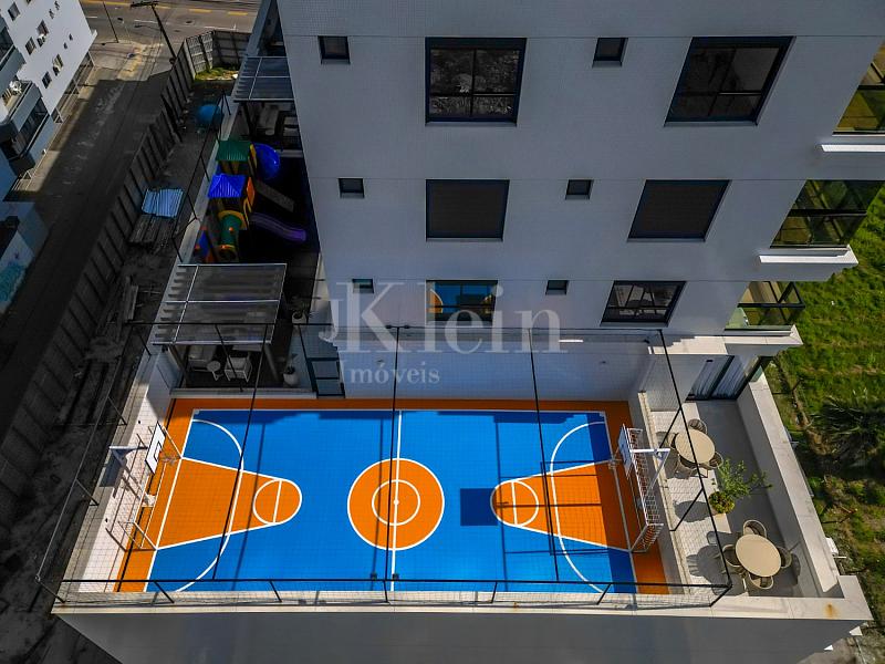 Vista a�rea da quadra de esportes do Paramount Tower em Itapema