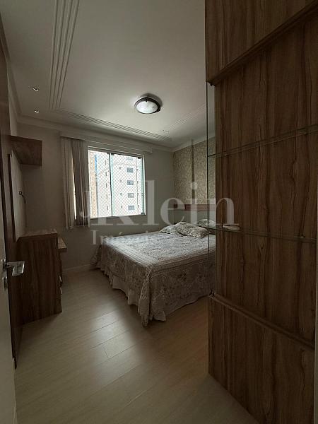 Su�te do apartamento do Breeze Palace Residence na Meia Praia em Itapema