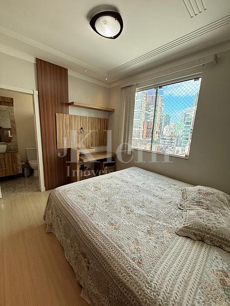 Su�te do apartamento do Breeze Palace Residence na Meia Praia em Itapema