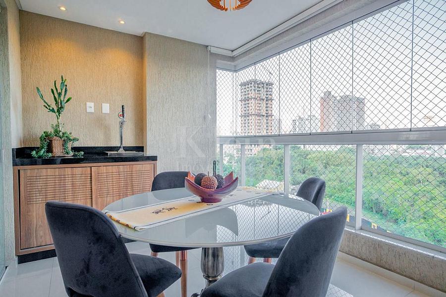 Sacada vista no Vila das Aroeiras Residence apartamento � venda em Meia Praia Itapema