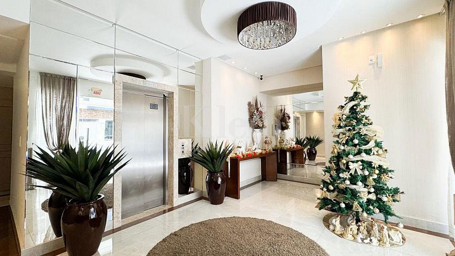 Hall do Classic Residence em Meia Praia Itapema