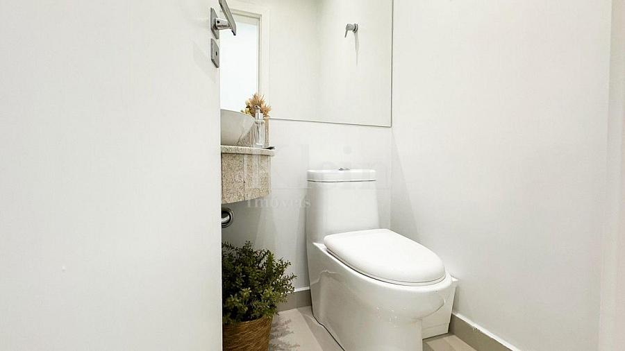 Lavabo do apartamento � venda no Classic Residence em Meia Praia Itapema