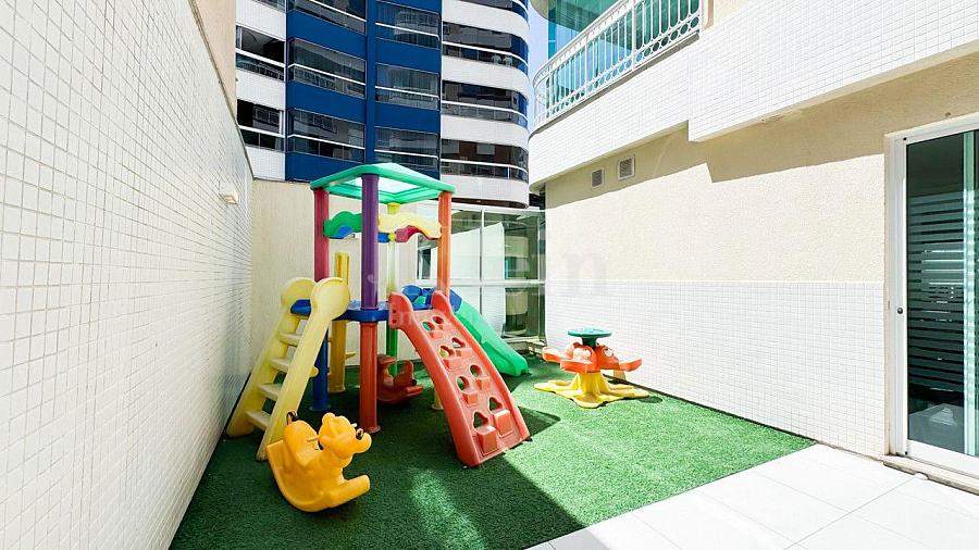 Playgraund Classic Residence em Meia Praia Itapema