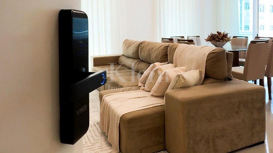 Entrada do apartamento � venda no Classic Residence em Meia Praia Itapema