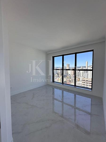 Living do apartamento � venda ed�ficio Greta Palace em Meia Praia | Itapema