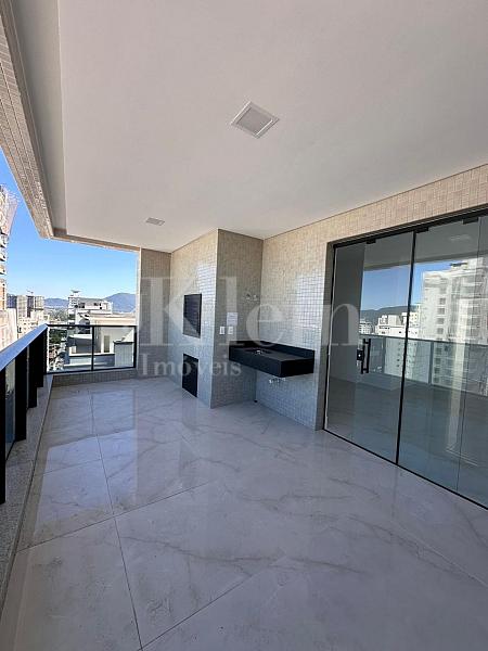 Sacada do apartamento � venda ed�ficio Greta Palace em Meia Praia | Itapema