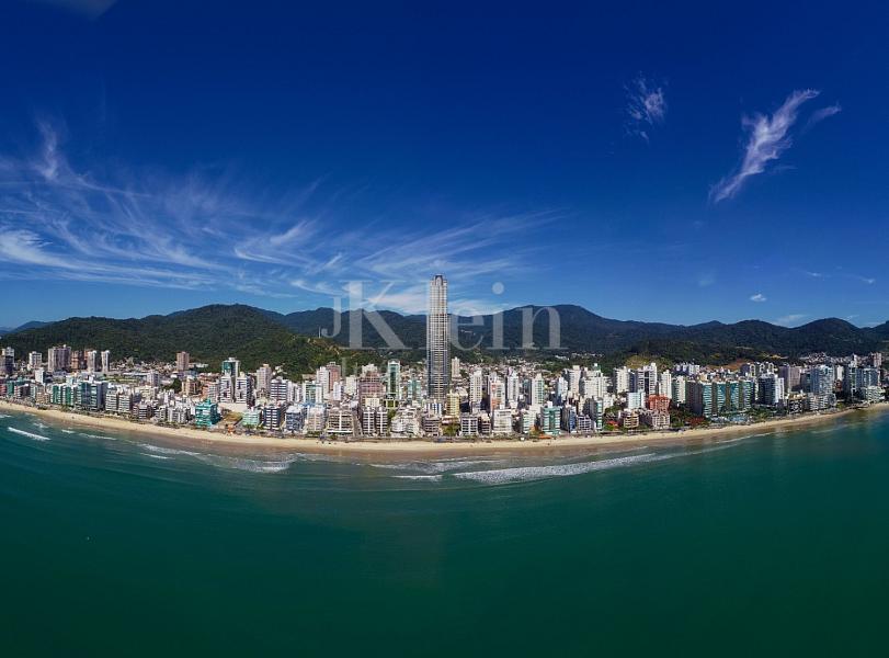 Vista Frontal do Edif�cio La Rocca em Itapema | Centro