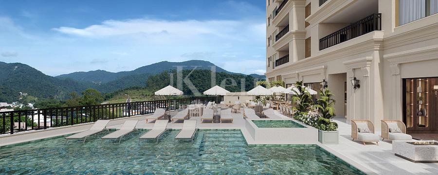 Piscina do Maison Ladur�e no Centro em Itapema