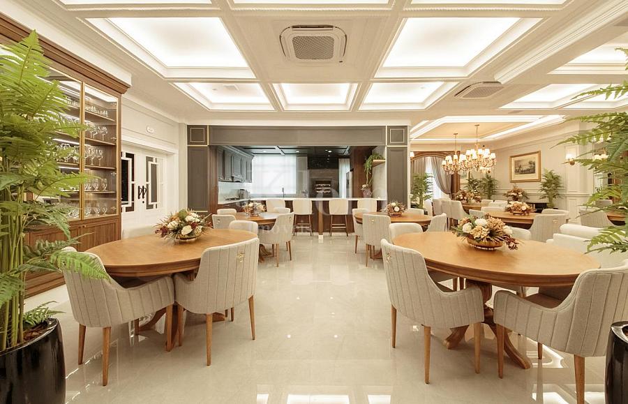 Sal�o Festa do Ristretto Dallo no Centro de Itapema