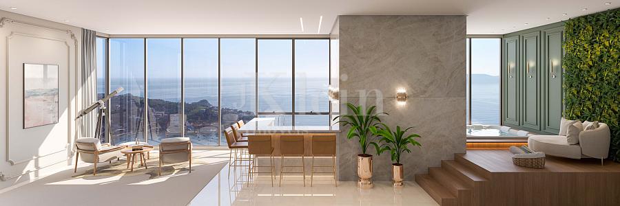 Sacada com spa da penthouse � venda no Sweden no Centro em Itapema