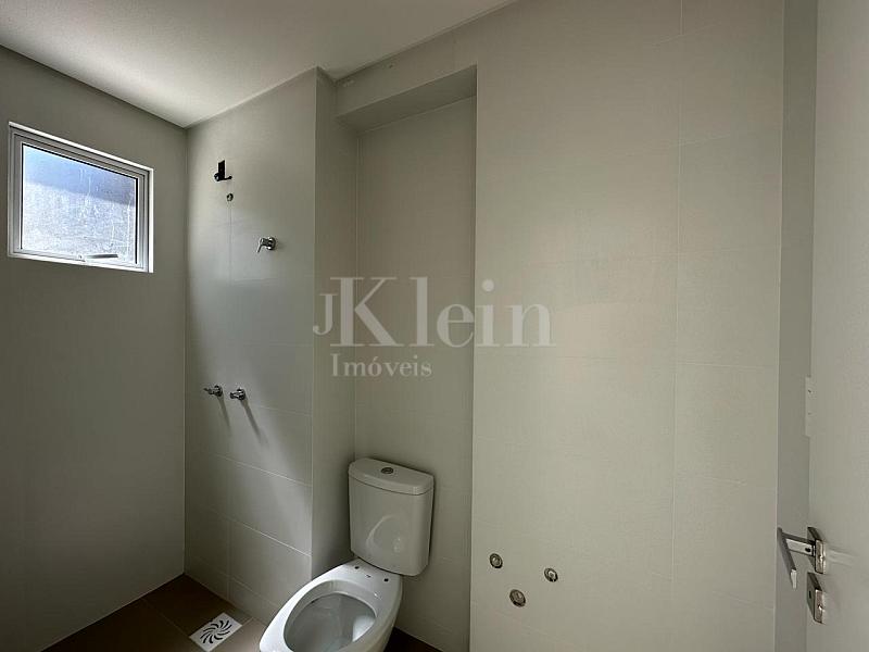 Banheiro da su�te do apartamento do Hamburgo Residence em Itapema