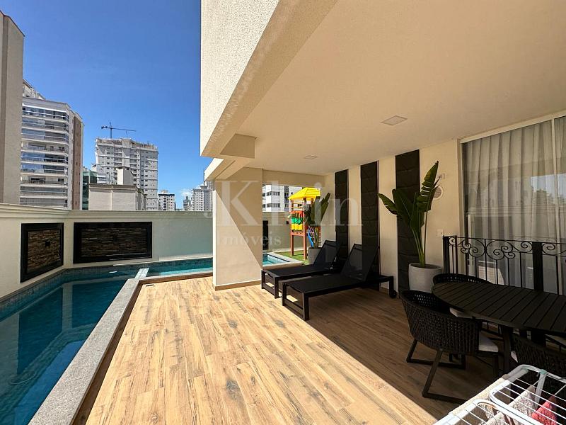 Piscina do Hamburgo Residence em Itapema