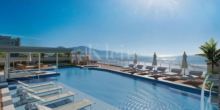 Piscina externa do edif�cio Lumi�re Residence em Itapema | Meia Praia