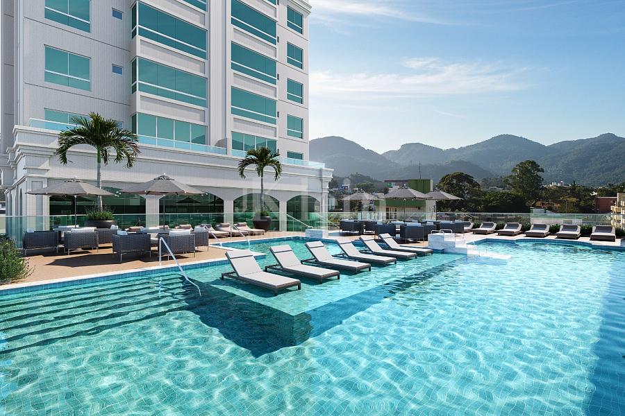 Piscina do Edif�cio Meridian Tower em Itapema | Centro