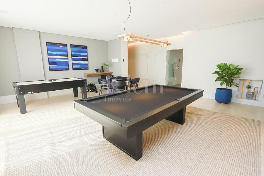 Sala de jogos no Le Blanc Brava Residence na Praia Brava em Itaja�