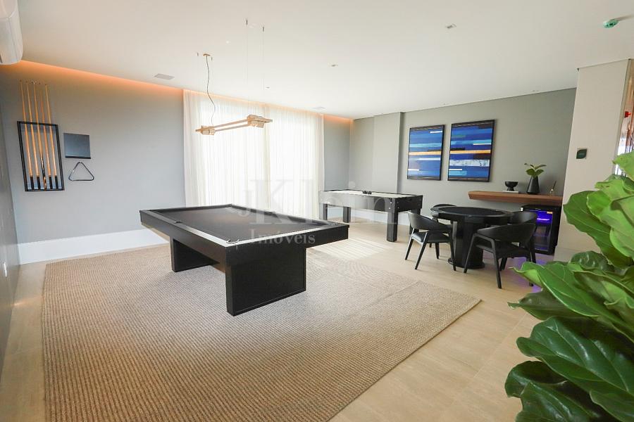 Sala de jogos no Le Blanc Brava Residence na Praia Brava em Itaja�