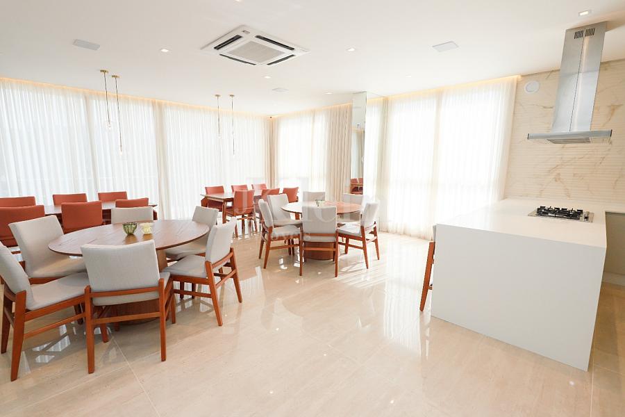 Sal�o de festas no Le Blanc Brava Residence na Praia Brava em Itaja�