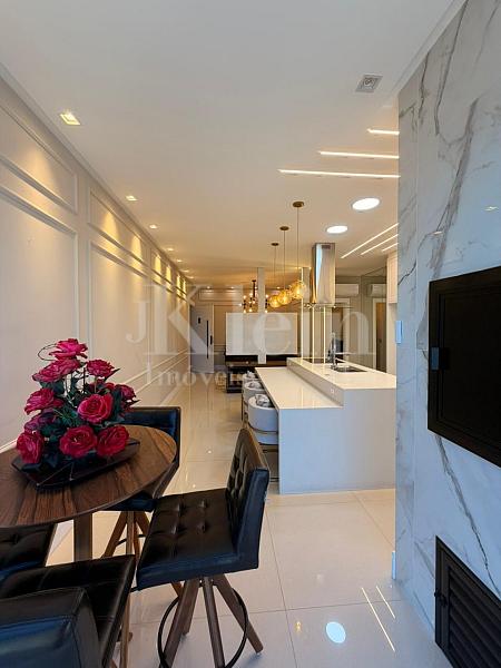 Living do apartamento no Edif�cio Portland Park Residenceem Porto Belo