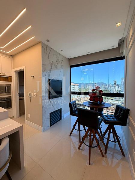 Living do apartamento no Edif�cio Portland Park Residenceem Porto Belo