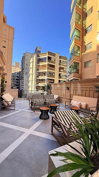 Lazer externo do Maison Lafayette Dallo na Meia Praia em Itapema